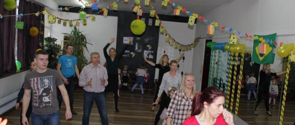 Międzypokoleniowe warsztaty taneczne dla małżeństw z dziećmi