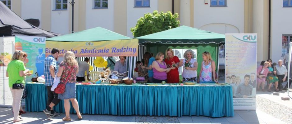Festyn Budujemy Ludzi „Rodzinne świętowanie”