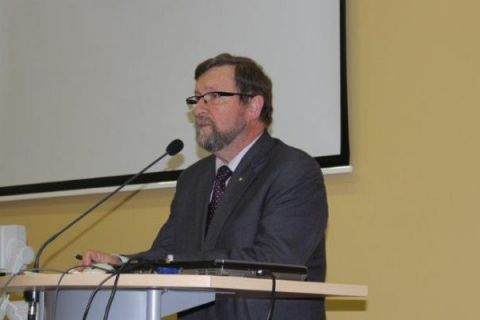 Wykład J. Pulikowskiego „Jak budować więzi w małżeństwie i rodzinie?”