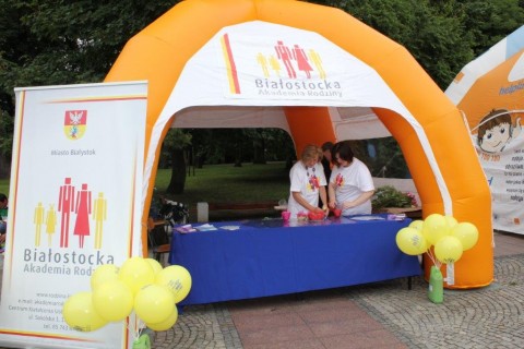 Festyn edukacyjny „Sieciaki na wakacjach”