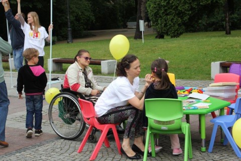 Festyn edukacyjny „Sieciaki na wakacjach”