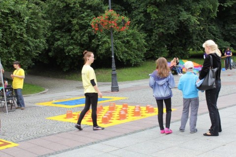 Festyn edukacyjny „Sieciaki na wakacjach”