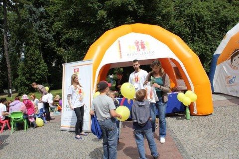 Festyn edukacyjny „Sieciaki na wakacjach”