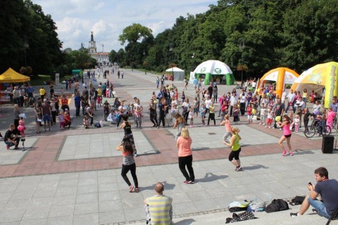 Festyn edukacyjny „Sieciaki na wakacjach”