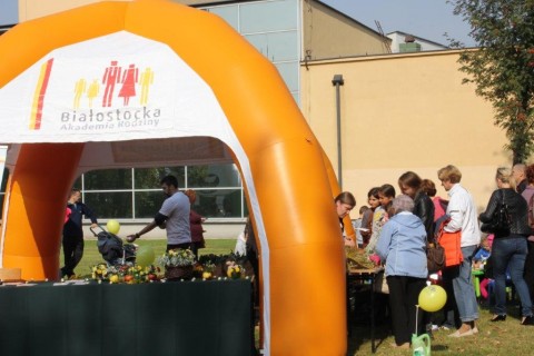 Prezentacja Białostockiej Akademii Rodziny podczas imprezy „Białystok Biega”