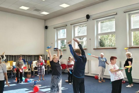 Trening medyczny stóp dla seniorów