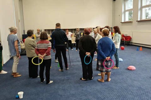 Trening medyczny stóp dla seniorów
