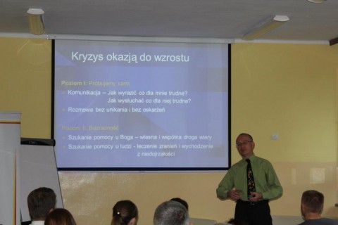 Wykład: „Jak wychowywać dzieci odporne na złe wpływy”