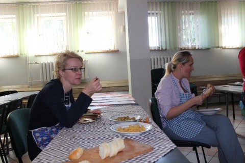 Październik z mamami - warsztaty kuchni hiszpańskiej