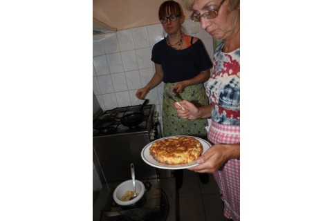 Październik z mamami - warsztaty kuchni hiszpańskiej