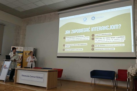Prelekcja „Farmacja na talerzu - o interakcjach leków z żywnością”