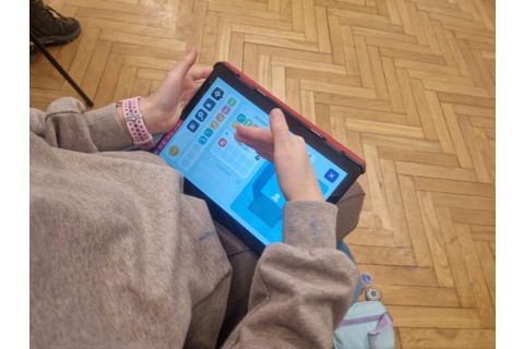 Trening pamięci - warsztaty z robotem Photon dla dzieci 10 - 12 lat