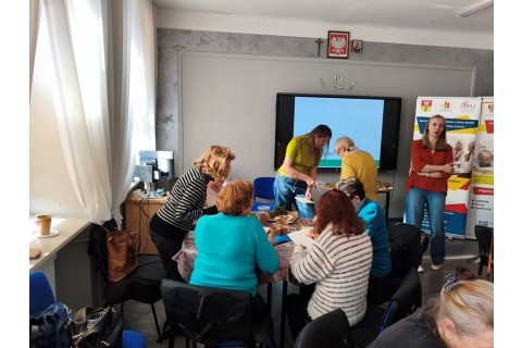 Warsztaty hortiterapeutyczne dla seniorów „Kolory, które leczą”
