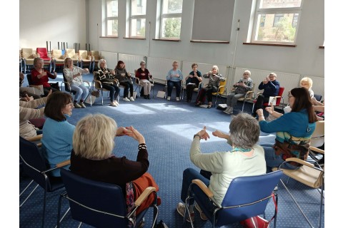 Trening pamięci i koncentracji seniorów na wesoło