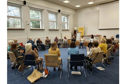 Trening pamięci i koncentracji seniorów na wesoło
