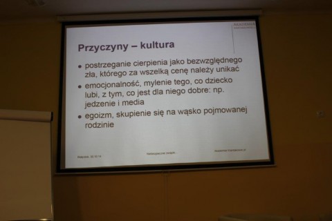 Wykład „Niebezpieczne związki czyli nadopiekuńcze matki i nieobecni ojcowie”