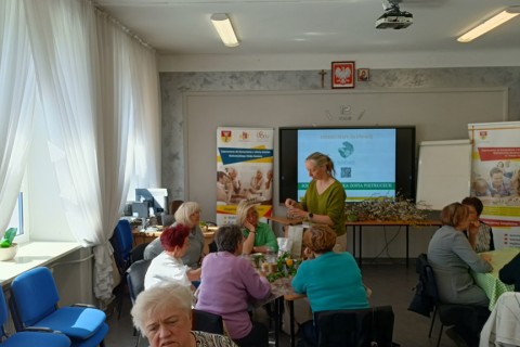Warsztaty hortiterapeutyczne dla seniorów „Zielona równowaga”