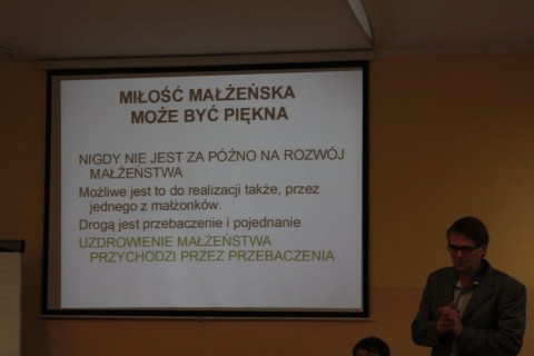 Warsztaty „Małżeństwo na krawędzi - droga do rozwodu czy rozwoju?”