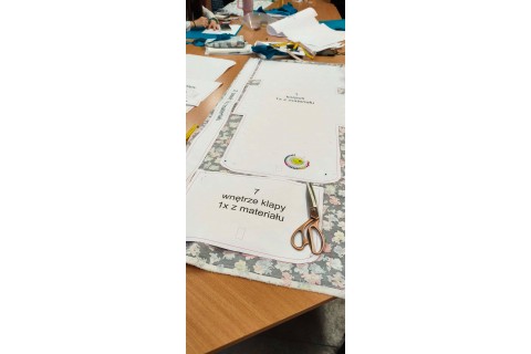 Warsztaty szycia na maszynie dla nastolatków
