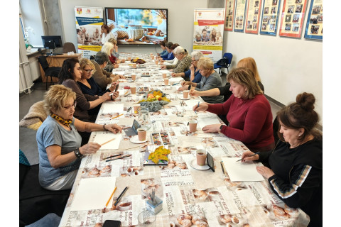 Warsztaty malarstwa dla seniorów - inspiracje naturą i sztuką