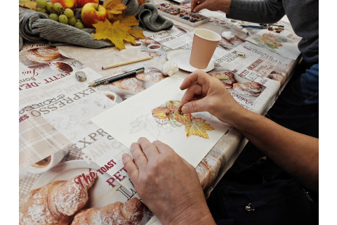 Warsztaty malarstwa dla seniorów - inspiracje naturą i sztuką