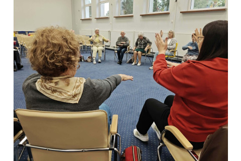Trening pamięci i koncentracji seniorów na wesoło