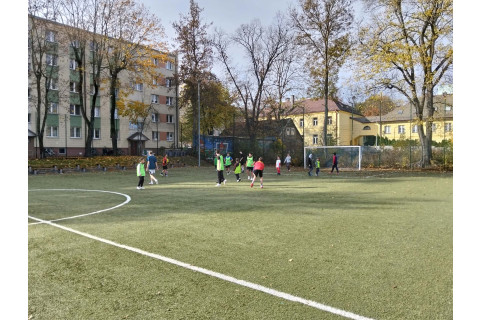 ZAJĘCIA SPORTOWE DLA DZIECI KLAS I - III