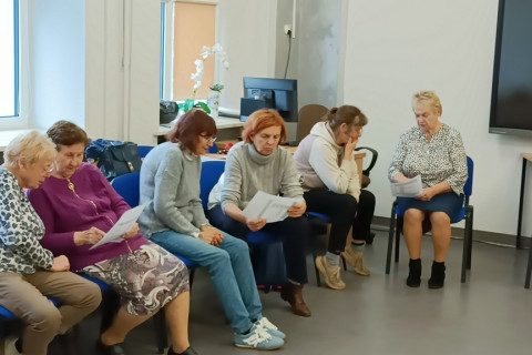 Trening pamięci i koncentracji seniorów na wesoło