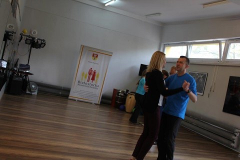 Międzypokoleniowe warsztaty taneczne dla małżeństw z dziećmi