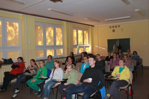 Projekcja filmu „Wychodne mamusiek”