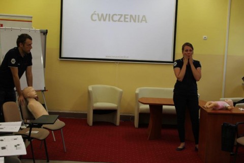 WARSZTATY PIERWSZEJ POMOCY MAŁYM DZIECIOM