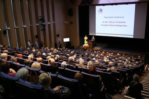 Konferencja „Białystok Rodzinie – Wspólna Troska” Jak stać się najlepszą wersją samego siebie?