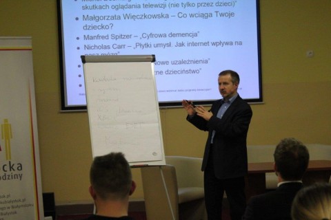 Wykład „Jak nauczyć dzieci wybierać dobre programy telewizyjne?”