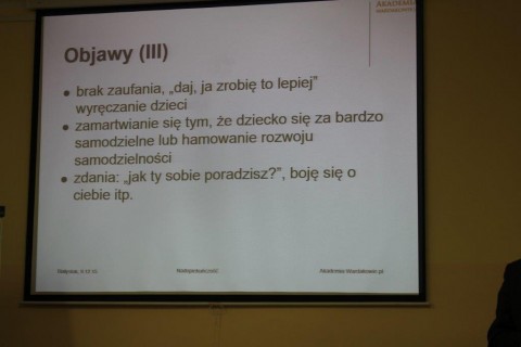 Wykład „Nadopiekuńczość”