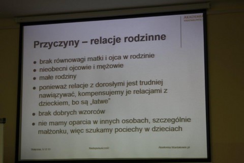 Wykład „Nadopiekuńczość”