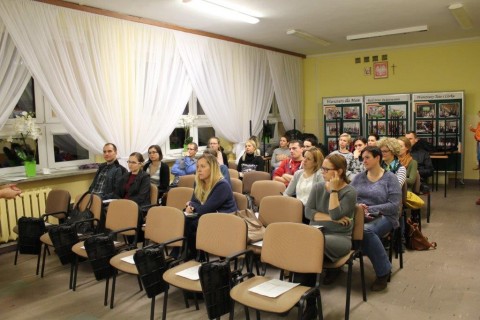 Wykład „Bez klapsa. O karaniu i konsekwencji”