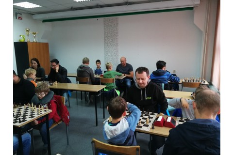 Zajęcia szachowe „Rodzice z dziećmi”