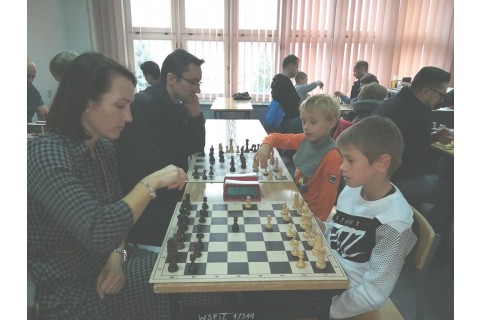 Zajęcia szachowe „Rodzice z dziećmi”