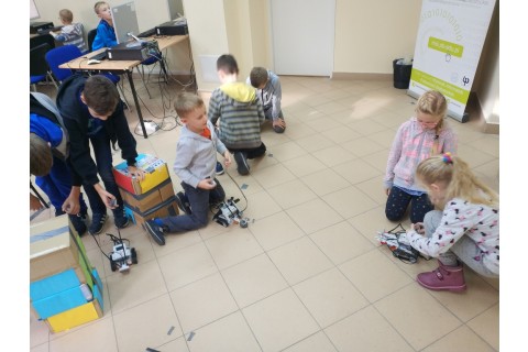 Warsztaty z robotyki dla dzieci.