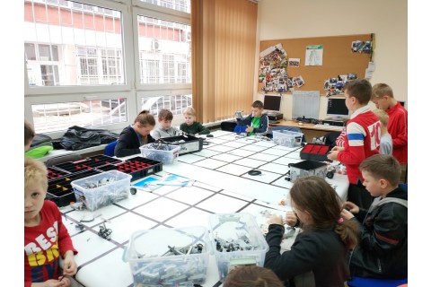 Warsztaty z robotyki dla dzieci.