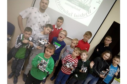 Warsztaty z robotyki dla dzieci.