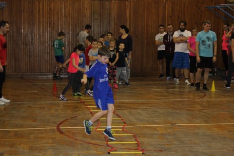Zajęcia sportowe dla rodziców z dziećmi