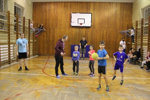 Zajęcia sportowe dla rodziców z dziećmi