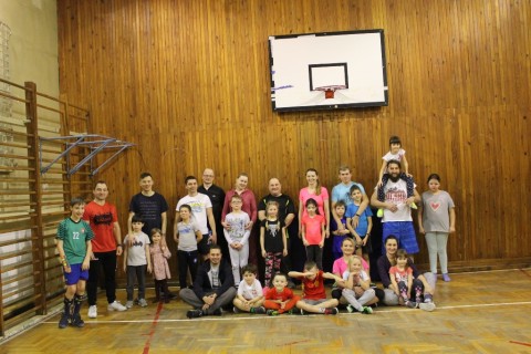 Zajęcia sportowe dla rodziców z dziećmi