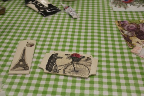 DECOUPAGE