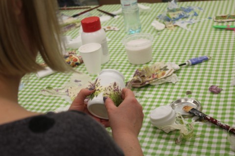 DECOUPAGE