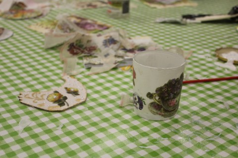 DECOUPAGE