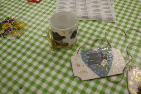 DECOUPAGE