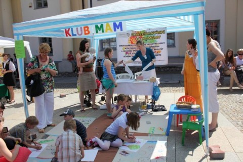 Festyn Budujemy Ludzi „Rodzinne świętowanie”