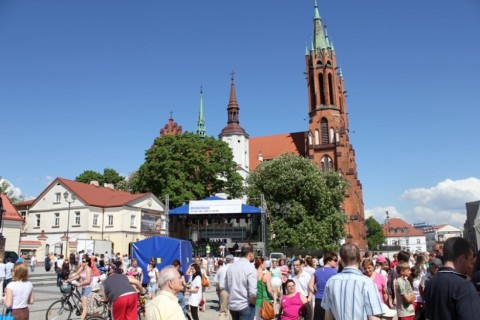 Festyn Budujemy Ludzi „Rodzinne świętowanie”